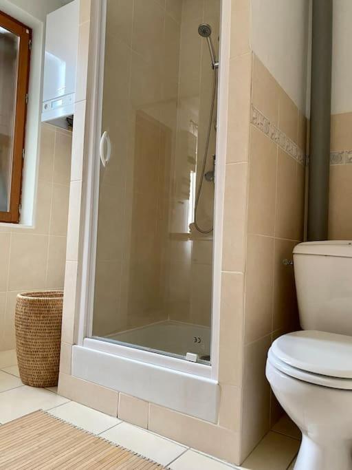 Le Cosy Troyen Secteur Calme 4 Personnes Parking Prive Apartamento Troyes Exterior foto